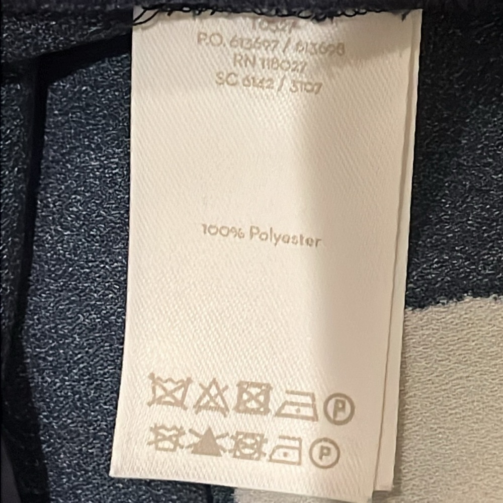 Boden Suit - Picture 14 of 15